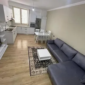 avi-daily-rent-apartment.albaniahotels.org/