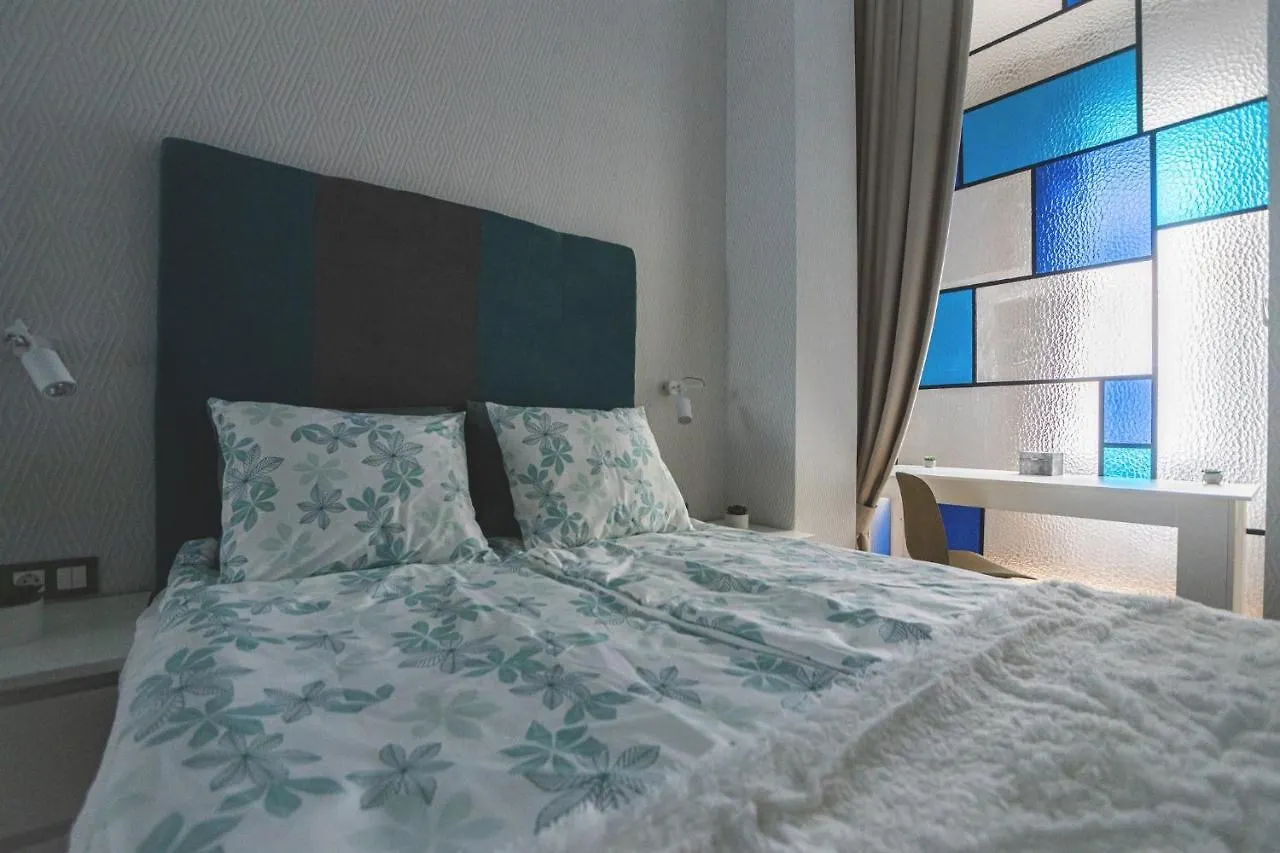 Luxury Gold 2 Bedroom Apartment Budapest